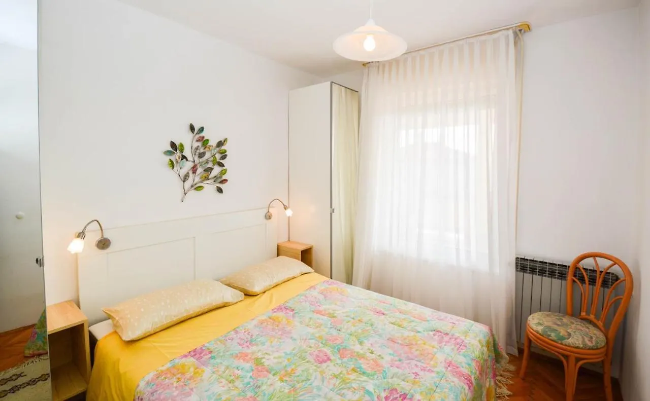 Apartment Pula 45 Pjescana Uvala